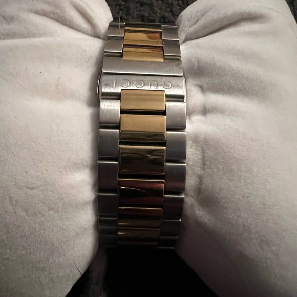 Gucci G-Timeless Quartz Cat Watch 38mm - Picture 4 of 5